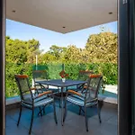 Velora Apartmán *